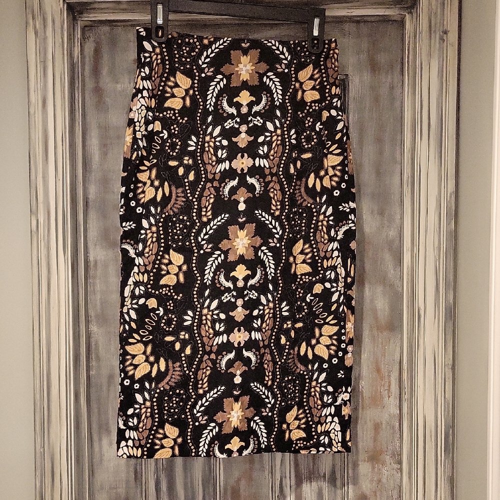 Black and Brown Patterned Skirt